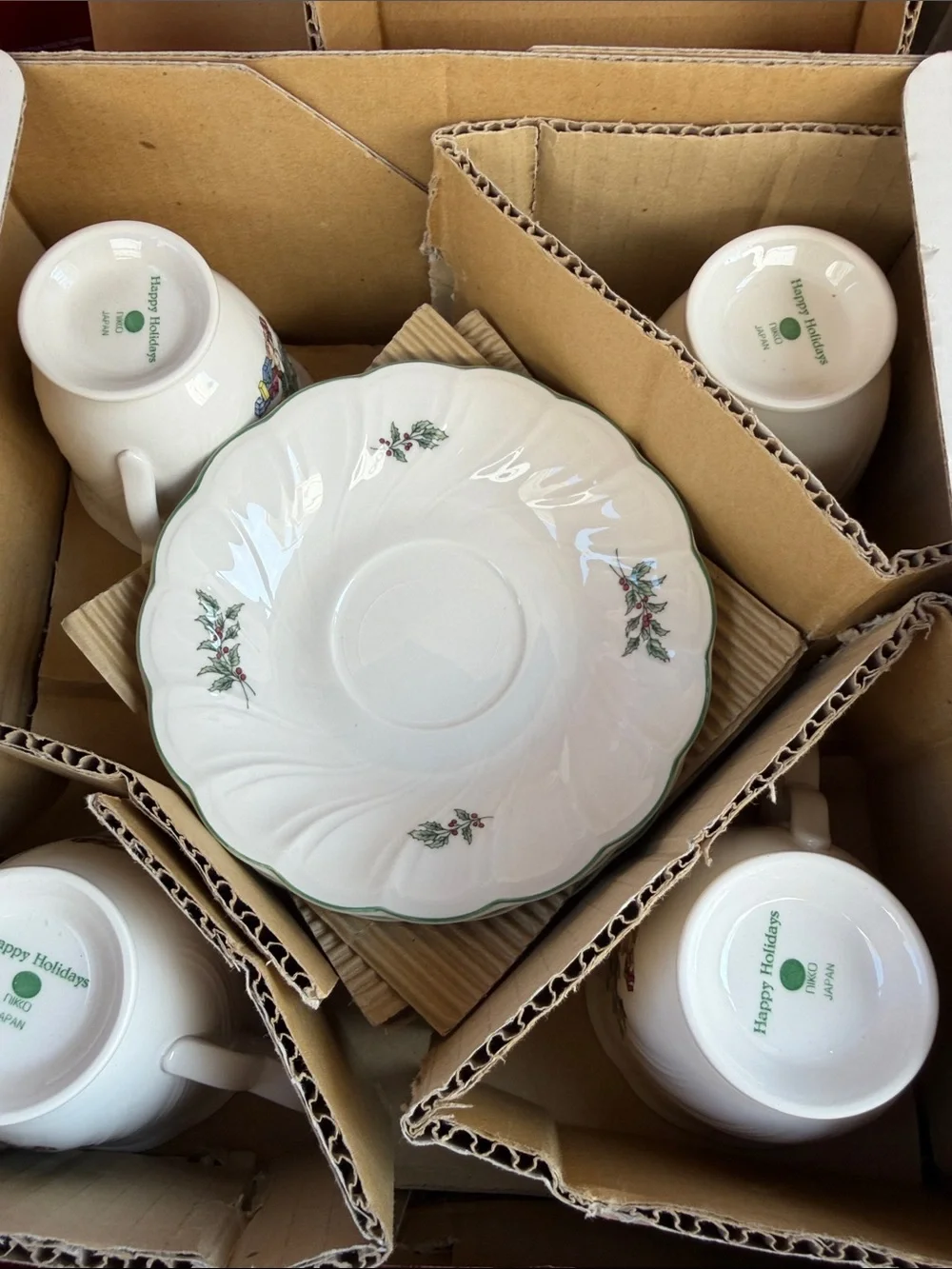White Christmas Tree Dinner Plate & Cup Set - 12pc